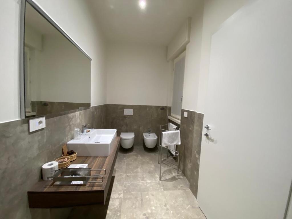 Foresteria Dansi Varese Ngoại thất bức ảnh